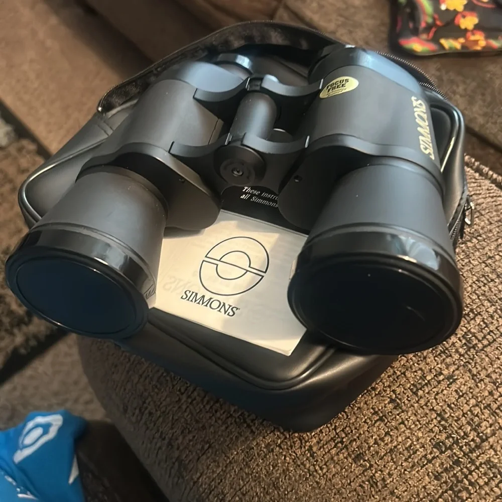 Simons Black Binoculars 10x50